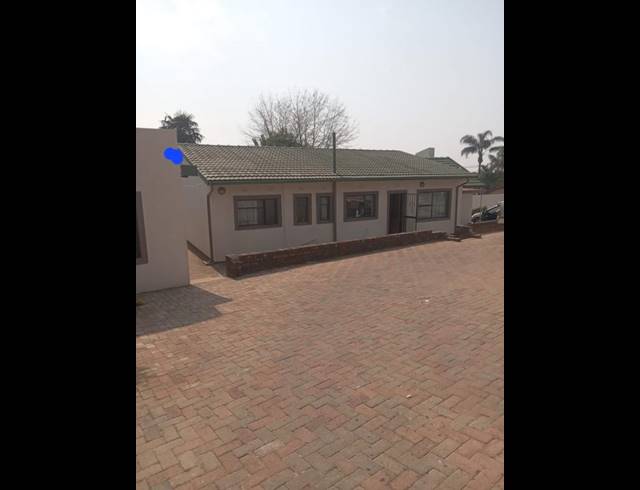 3 BEDROOM HOUSE FOR SALE IN BIRCH ACRES